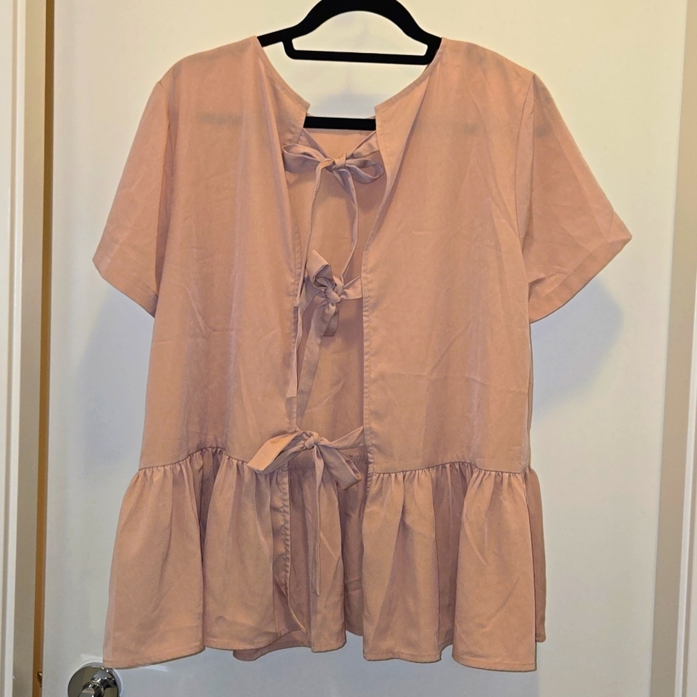 Hinge pink blush open bow tie peplum top